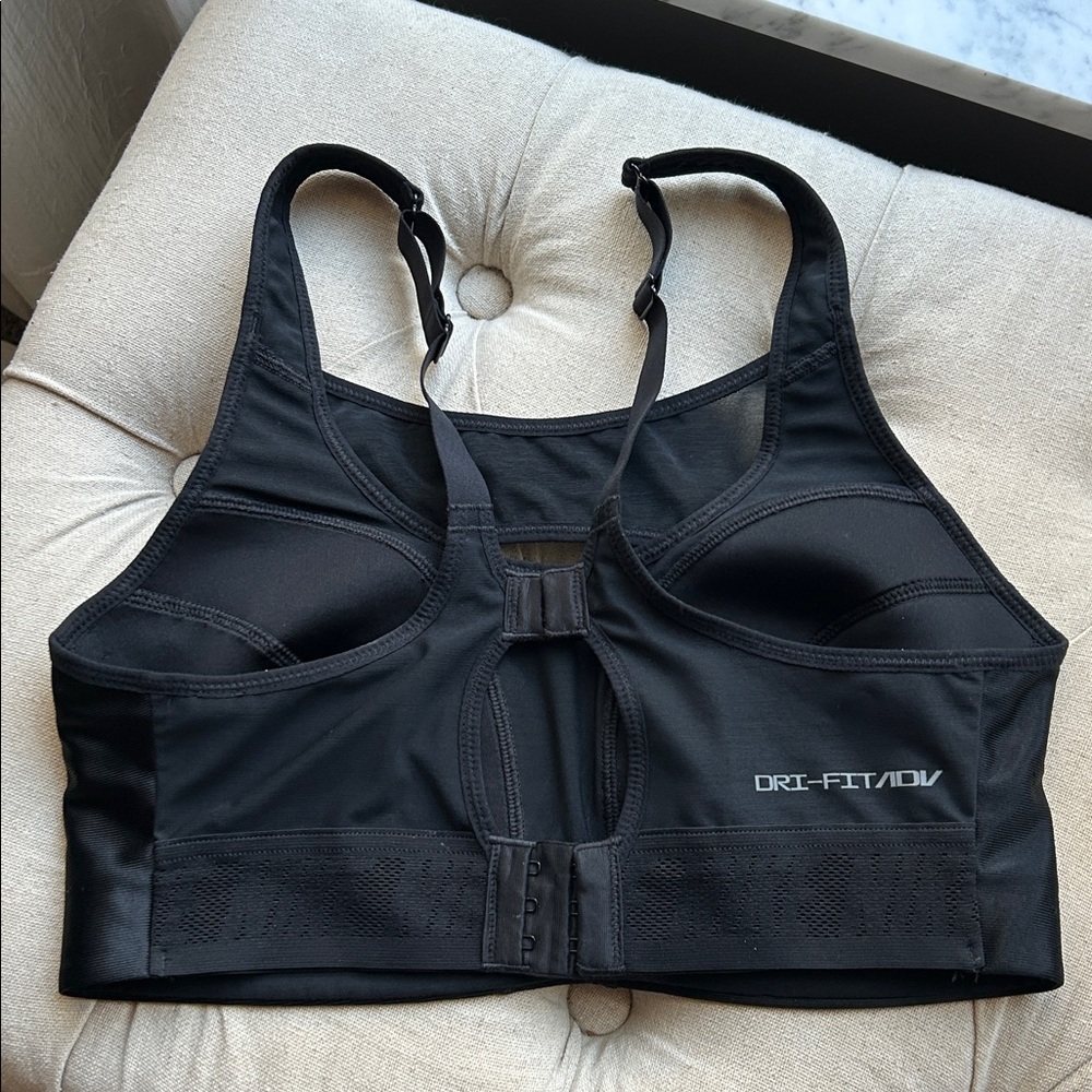 Nike Alpha Ultrabreathe High Impact Sports Bra (Front cut out) Medium Black - Picture 3 of 11